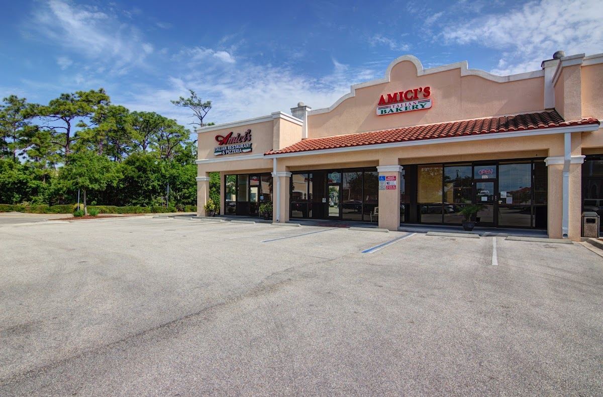 Amici Family Bakery