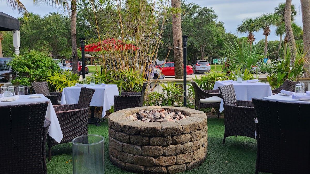 Djon's Steak And Lobster House