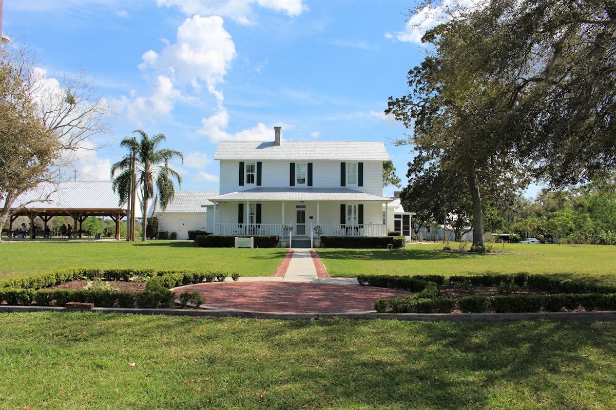 Field Manor