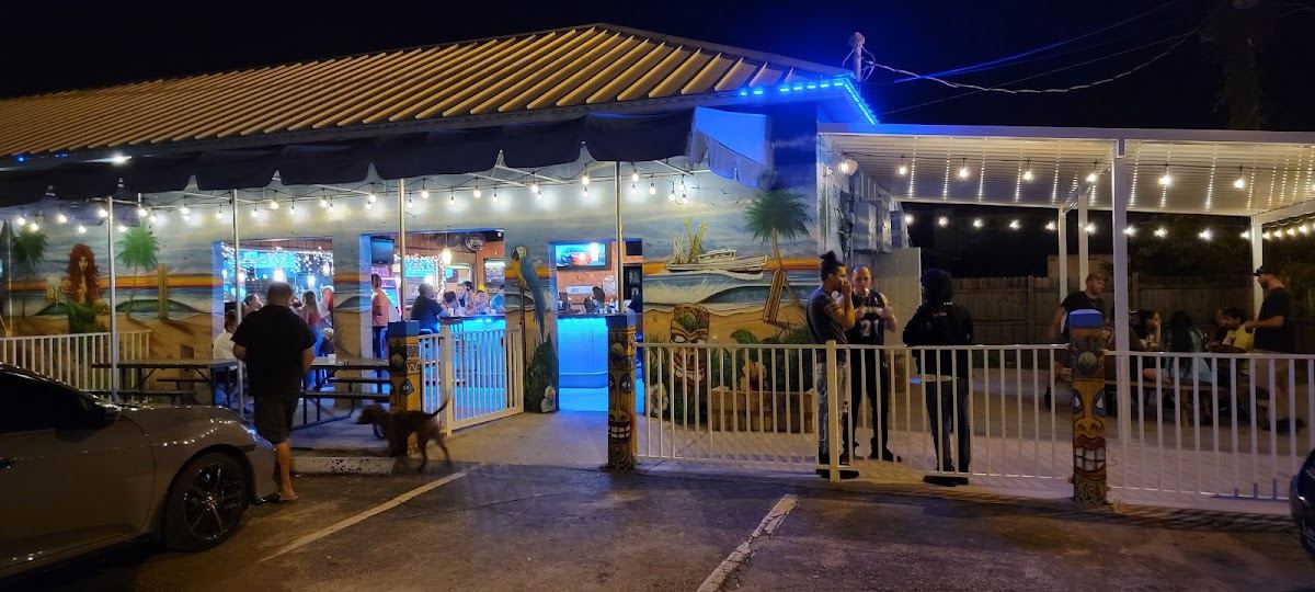Graham's Beach Grill