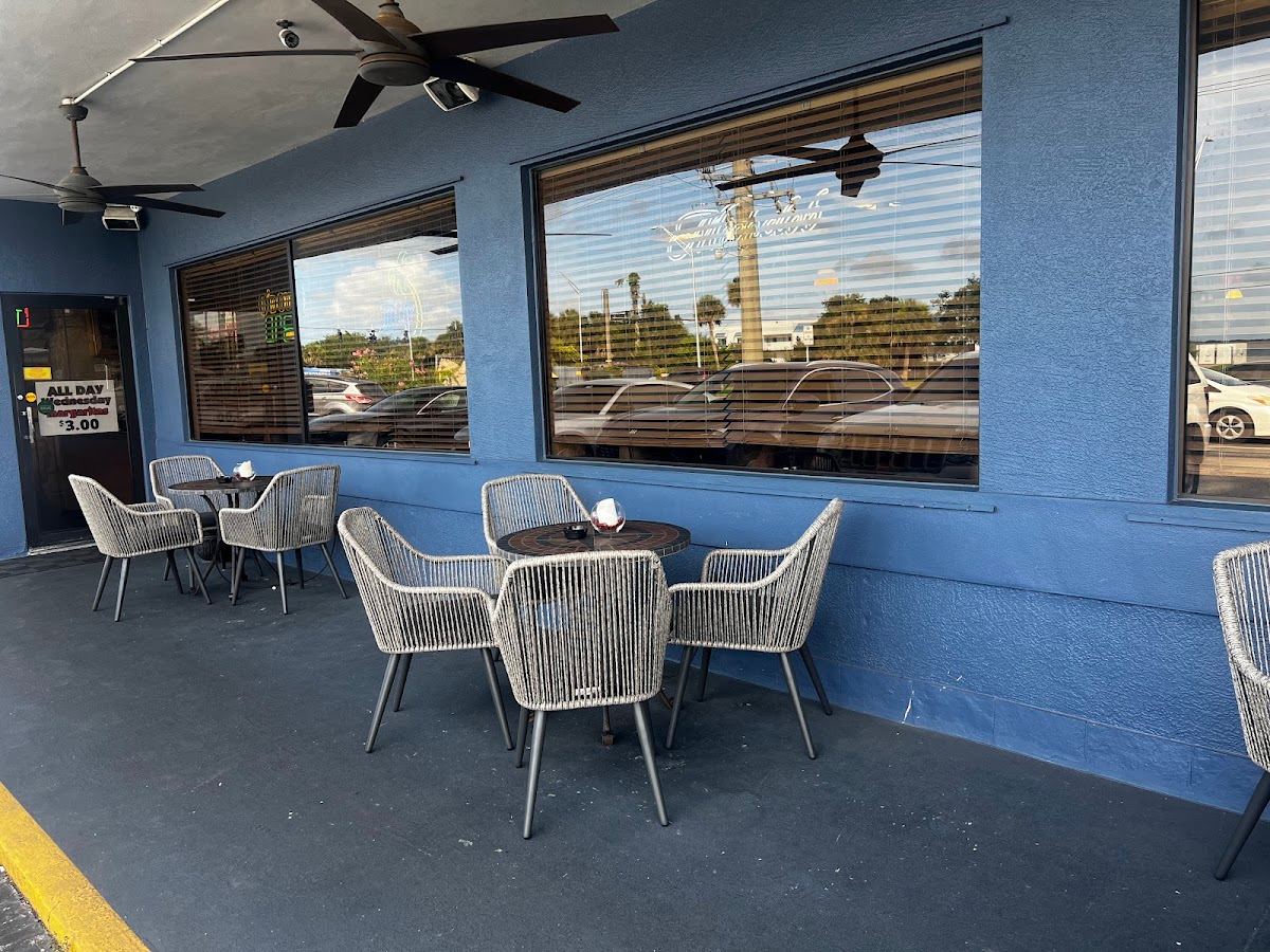 Kelsey's Pizzeria and Bar