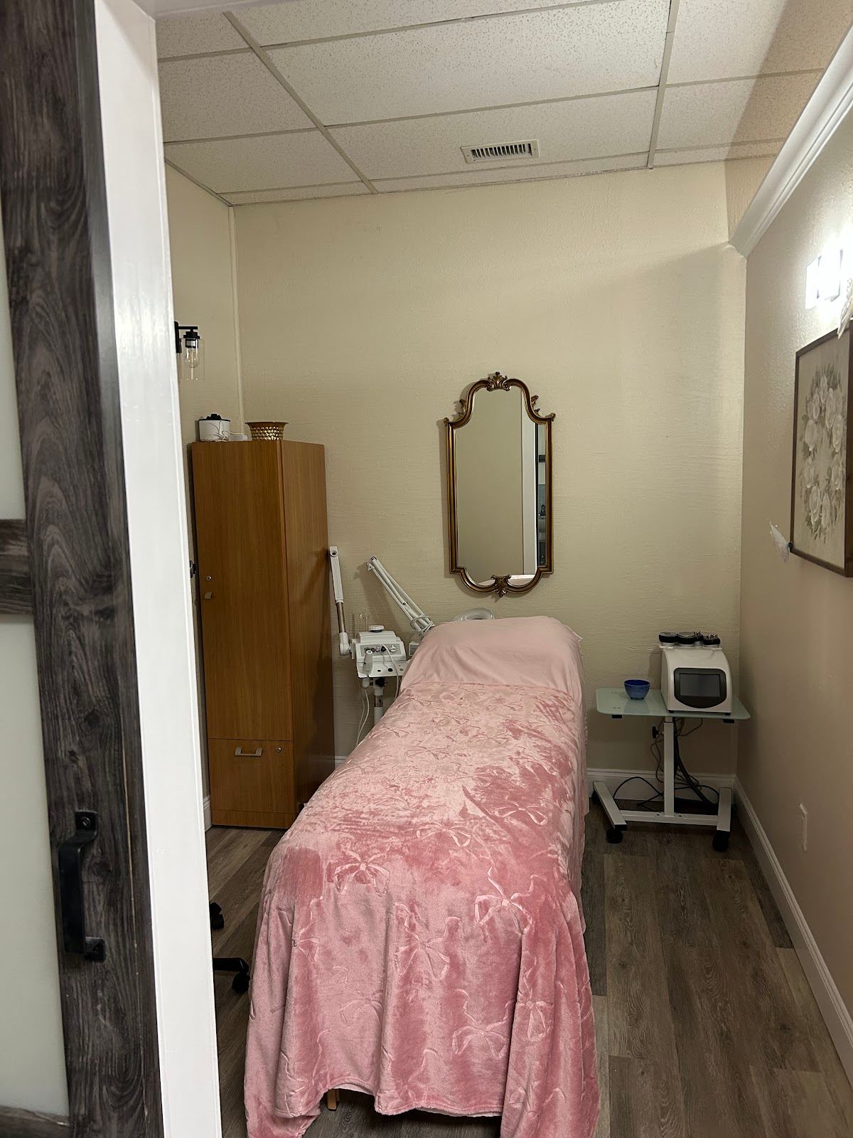 Riparian Hair & Spa Oasis