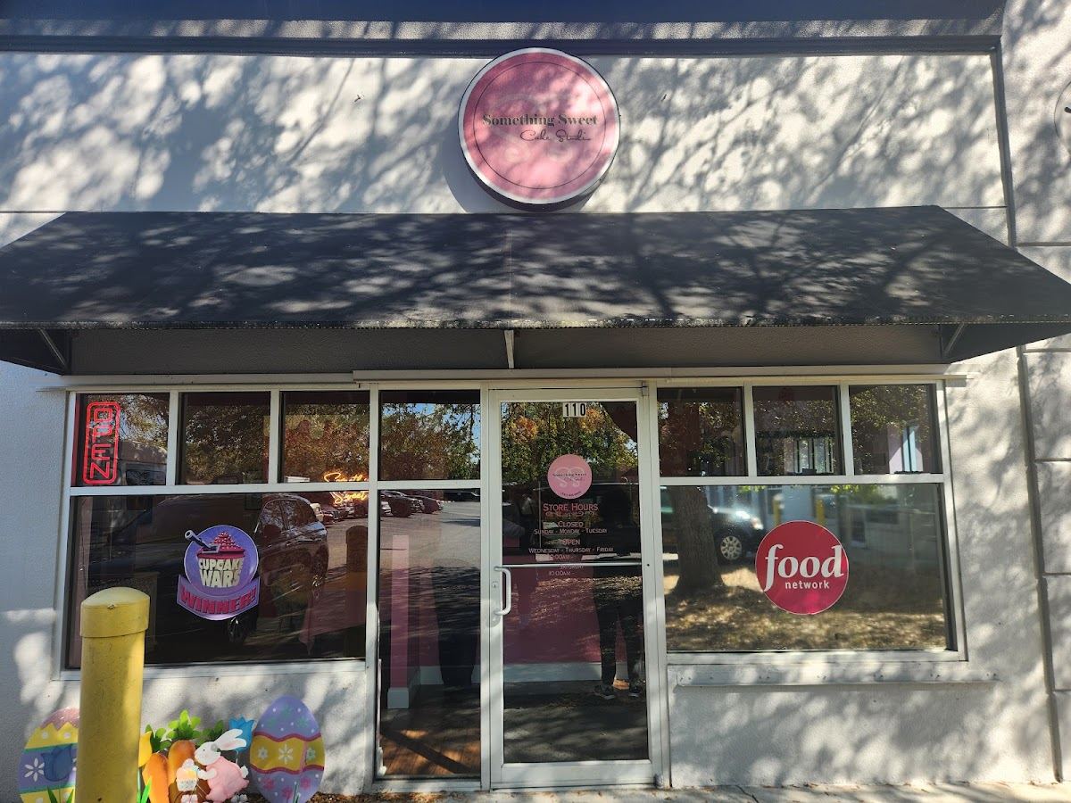 Something Sweet Cake Studio