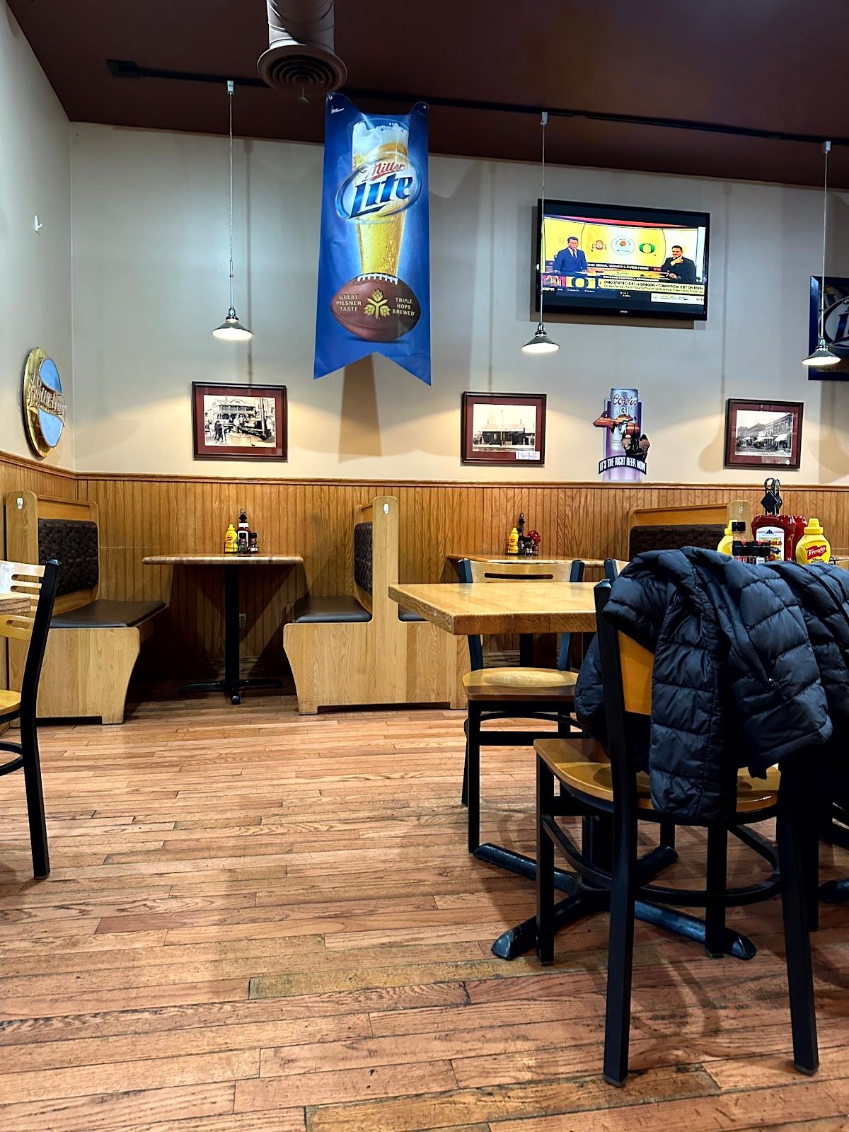 Broadway Grille