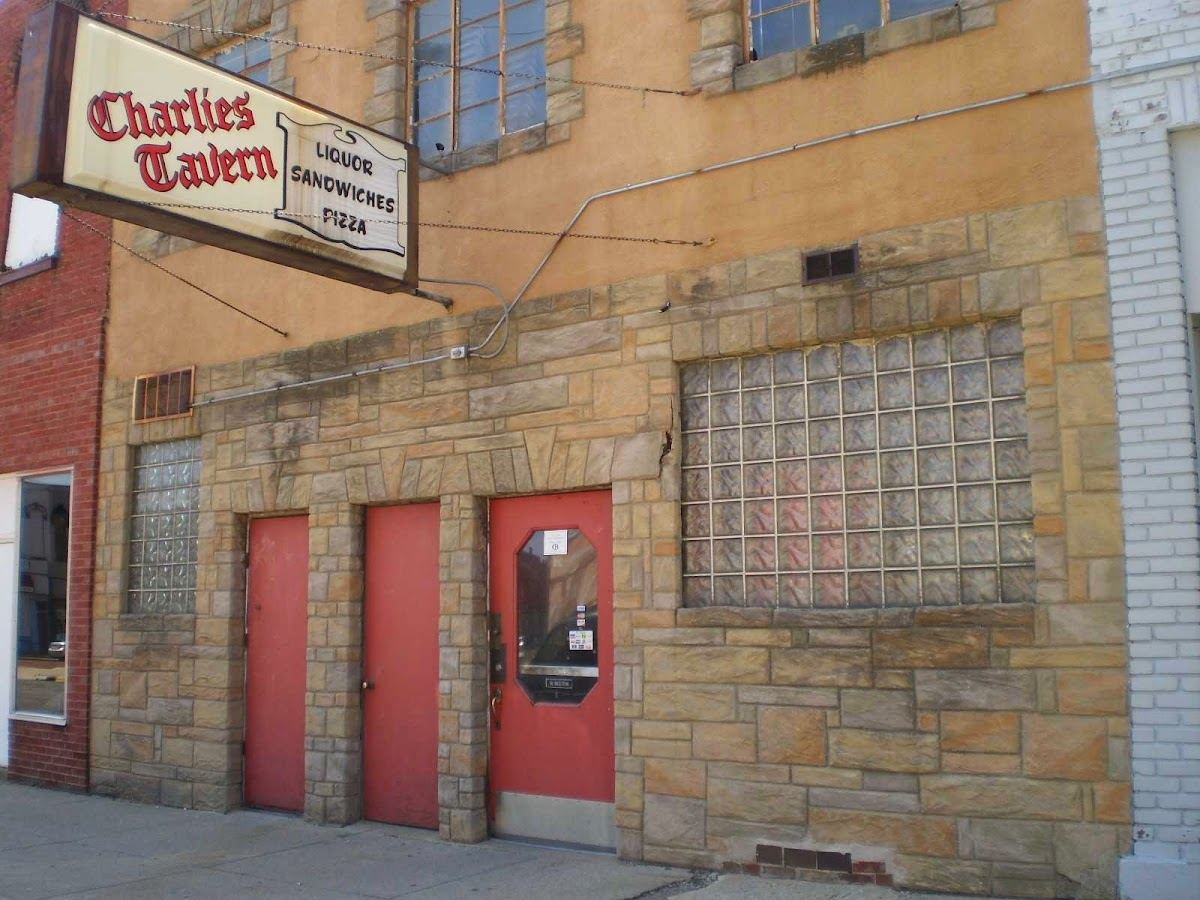 Charlie's Tavern