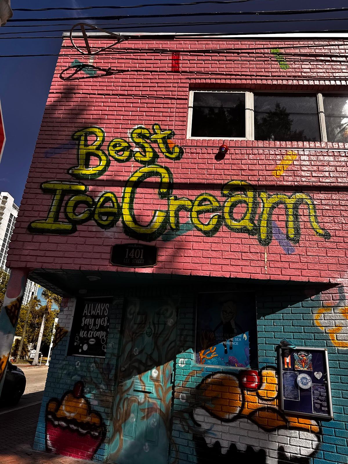 Best Ice Cream “Under The Sea Experience” and Mermaid Room Cafe