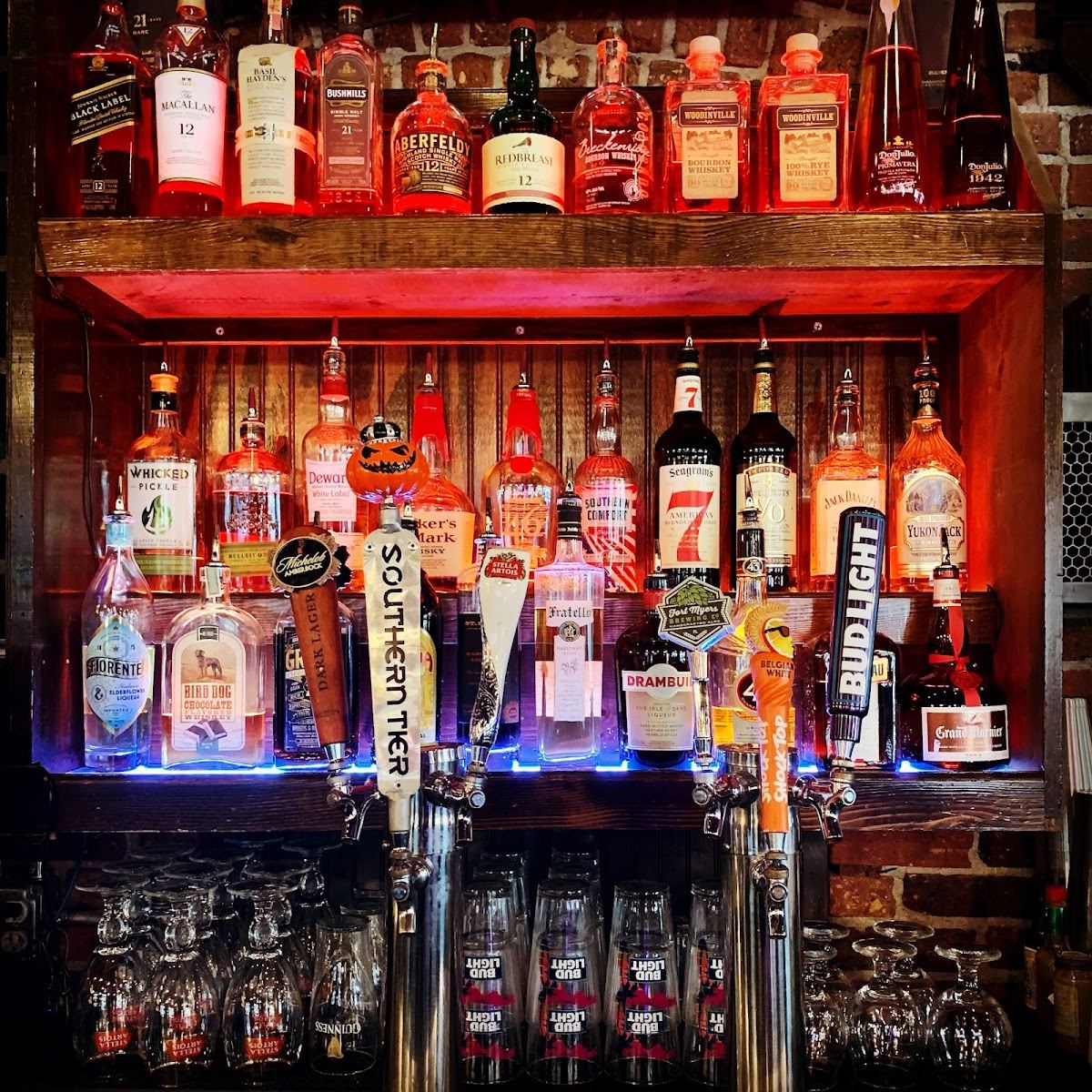 City Tavern