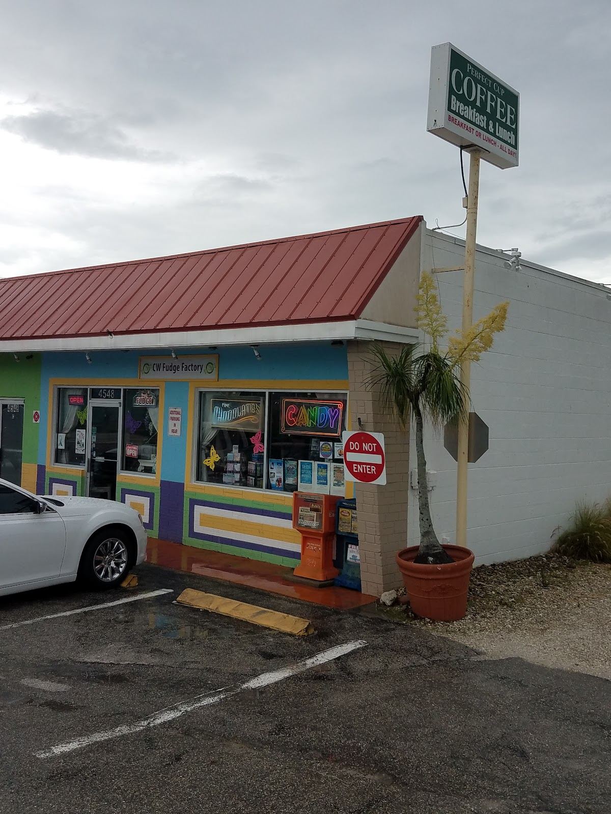 Cw Fudge Factory LLC