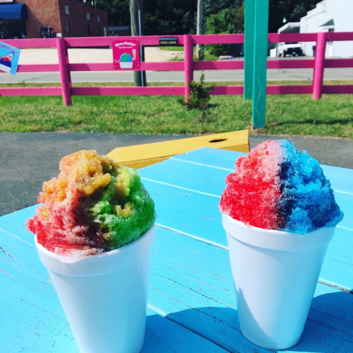 Pelican's SnoBalls of Siler City
