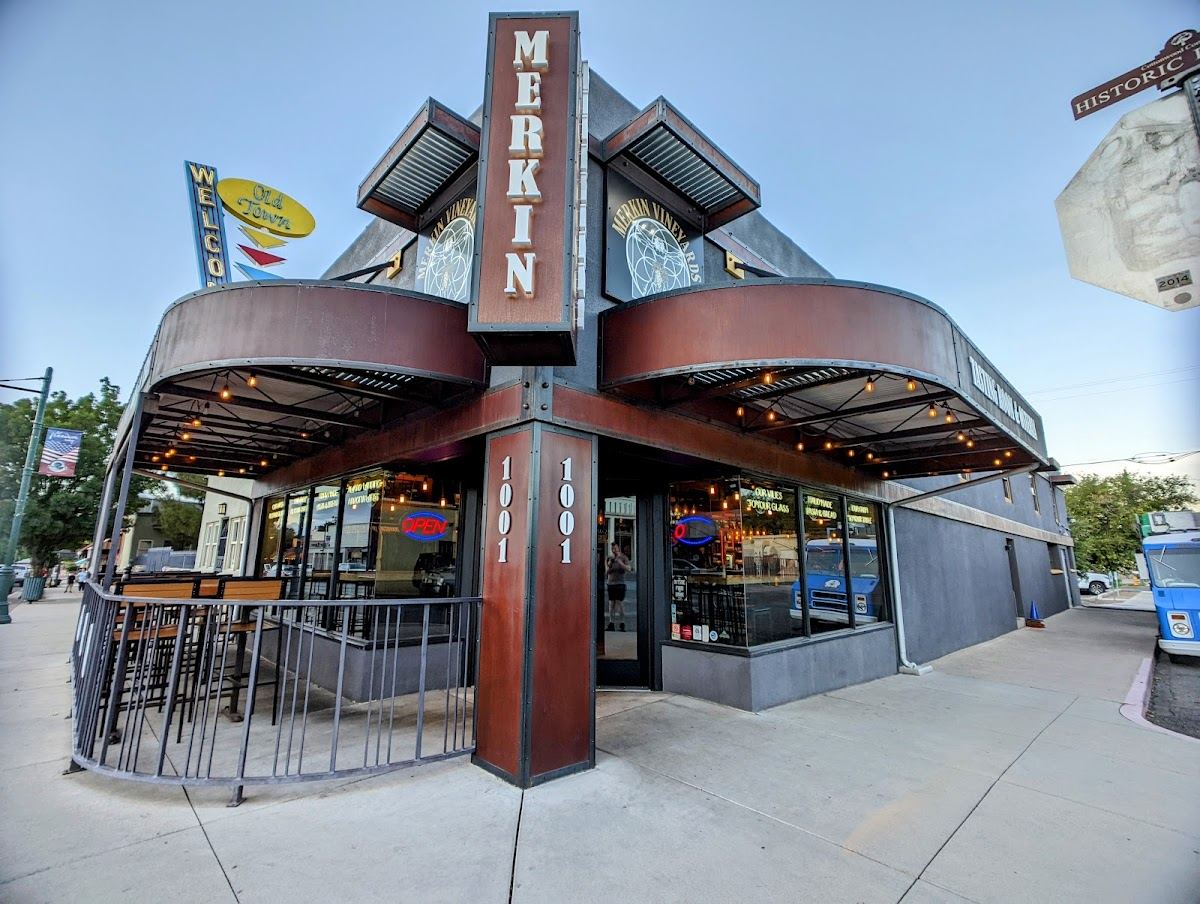 Merkin Vineyards Tasting Room & Osteria