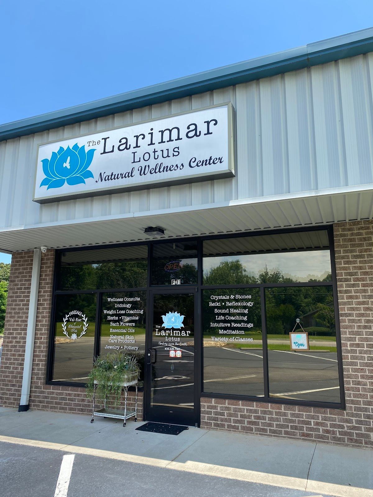 The Larimar Lotus