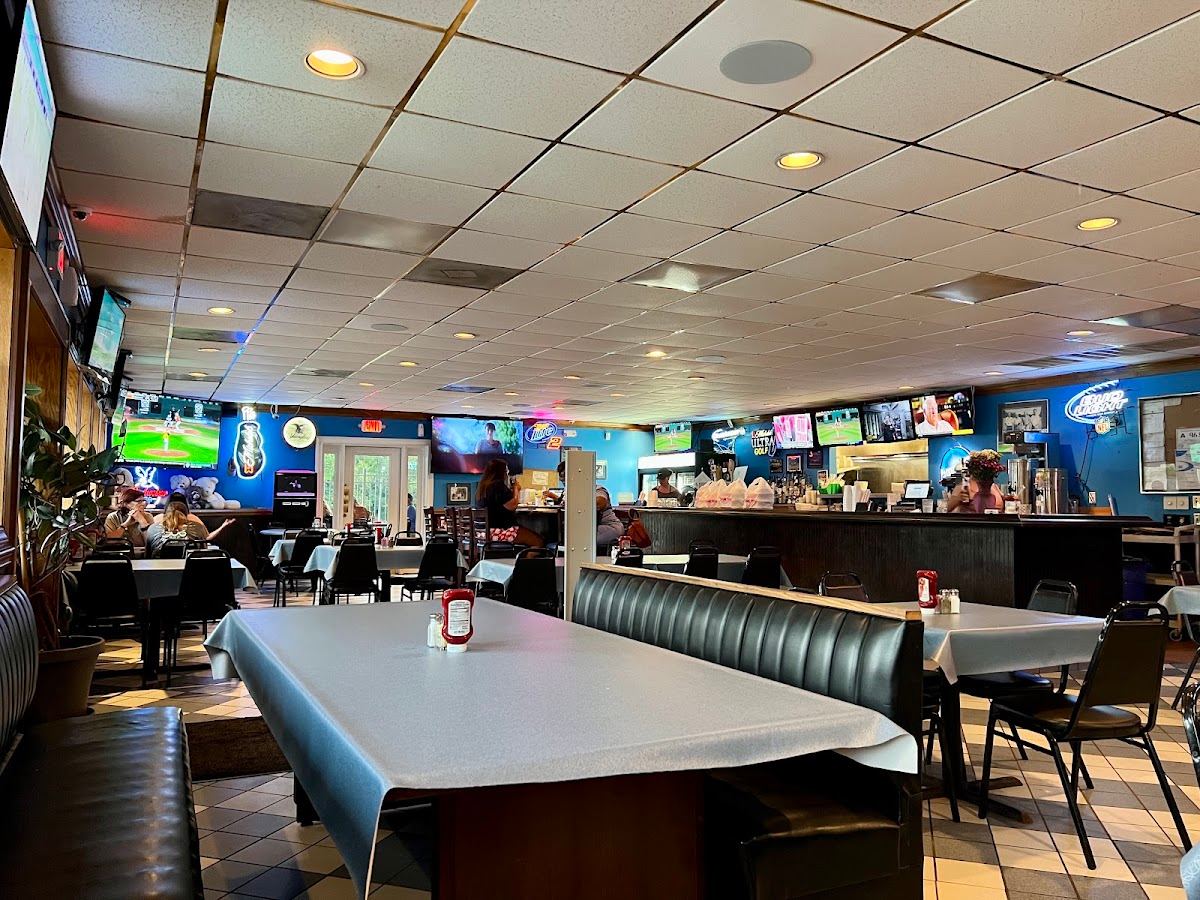 Turk's Sports Food & Spirits