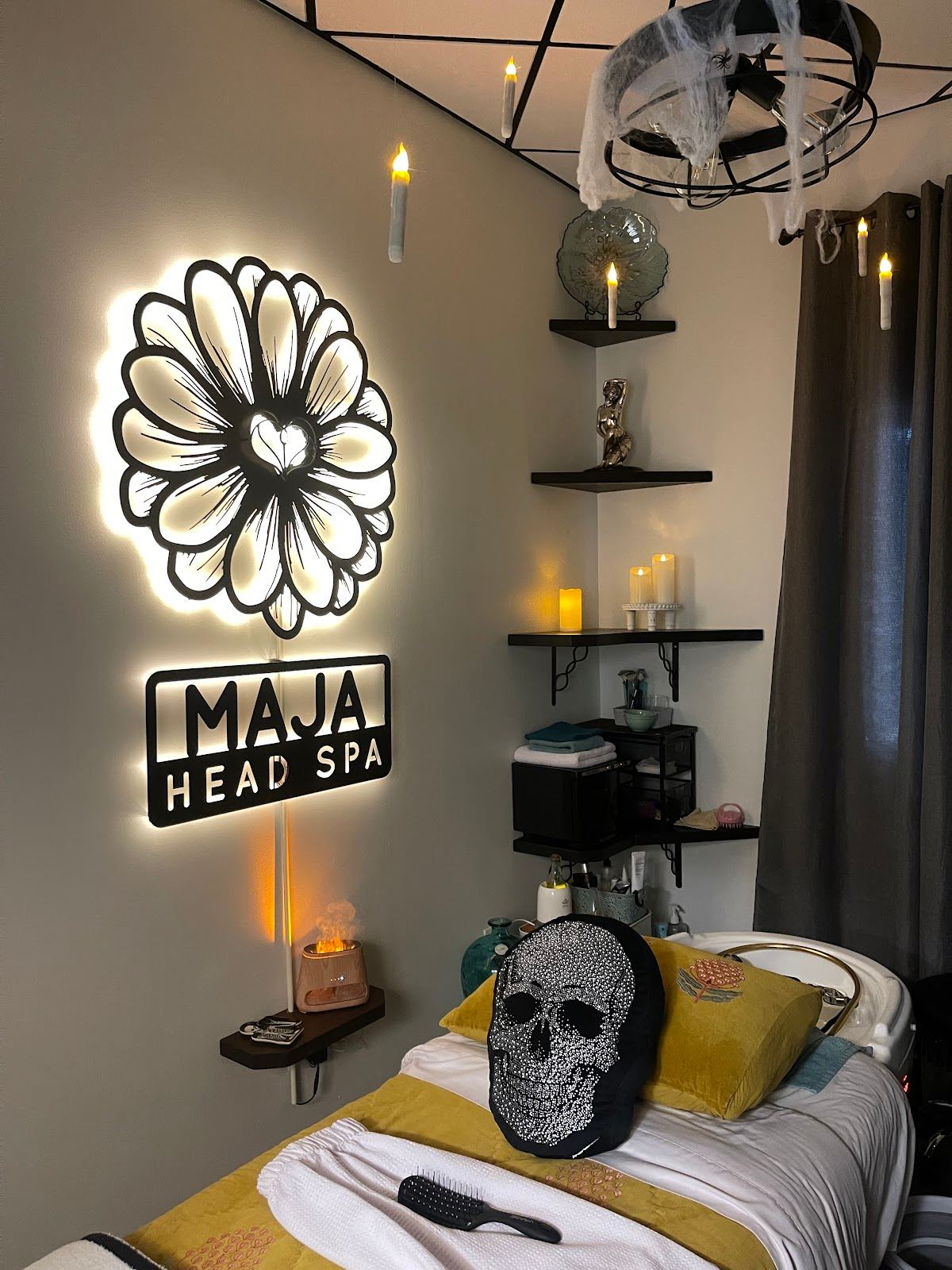 Maja Head Spa