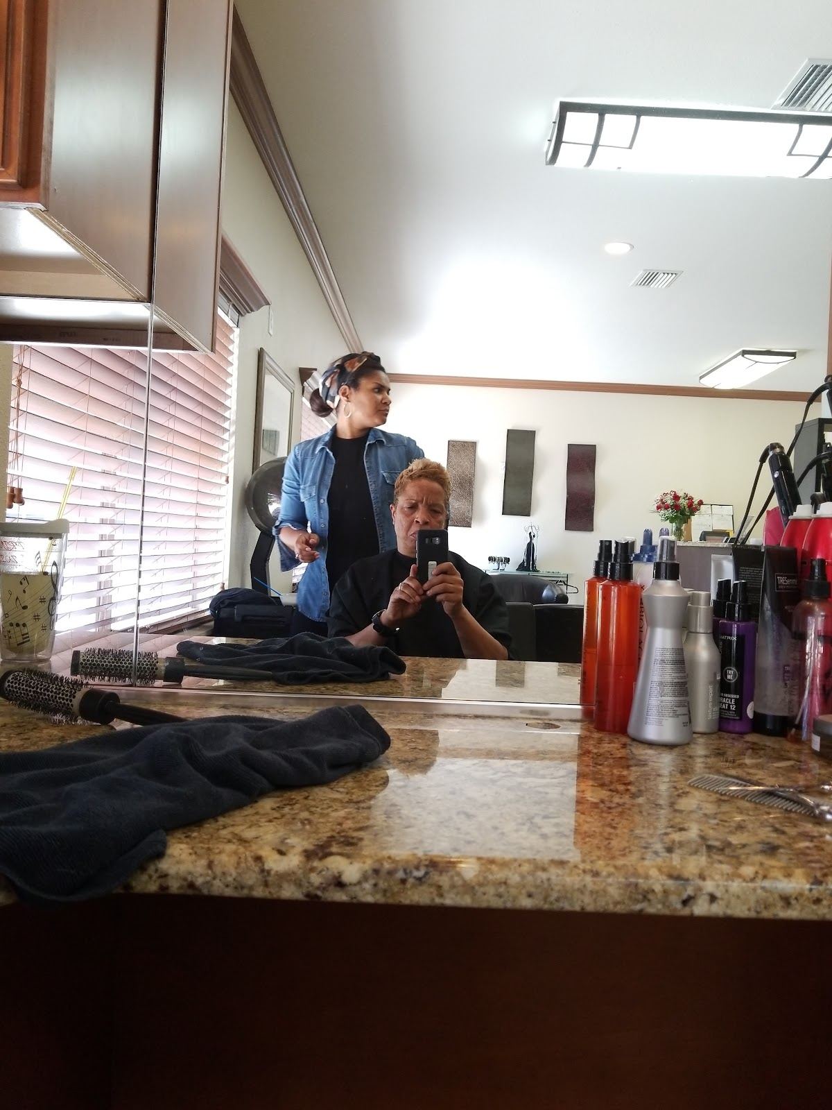 Salon M