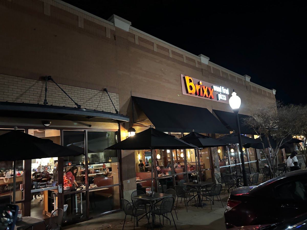 Brixx Wood Fired Pizza + Craft Bar