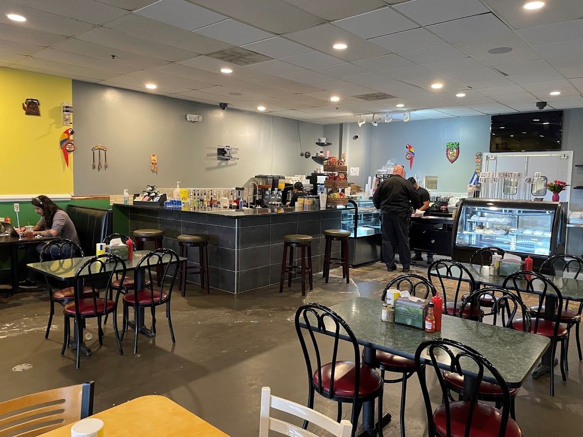 Esmeralda's Café