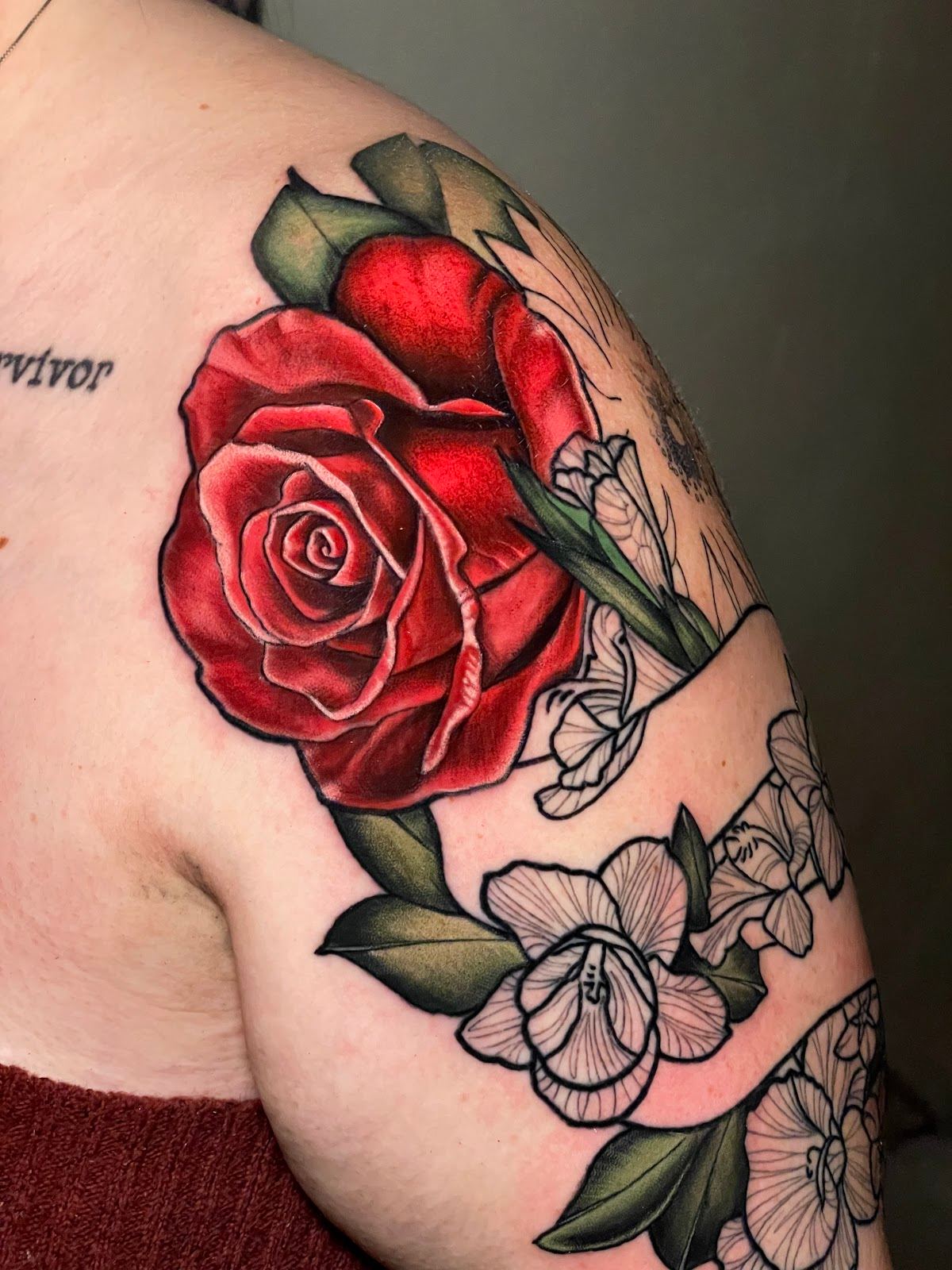 Golden Falcon Tattoo and Piercing