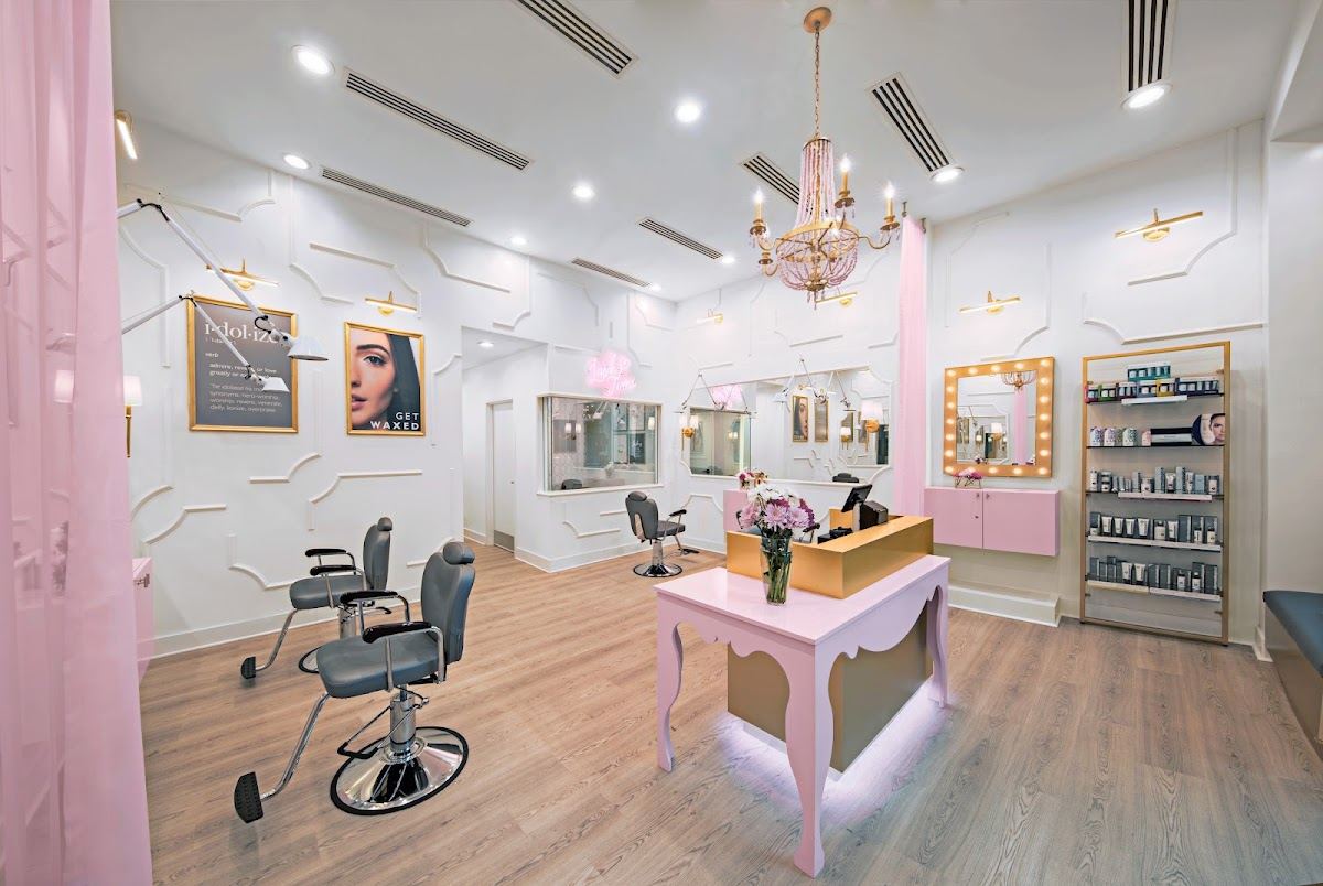 IDOLIZE Brows and Beauty at Sutton Square