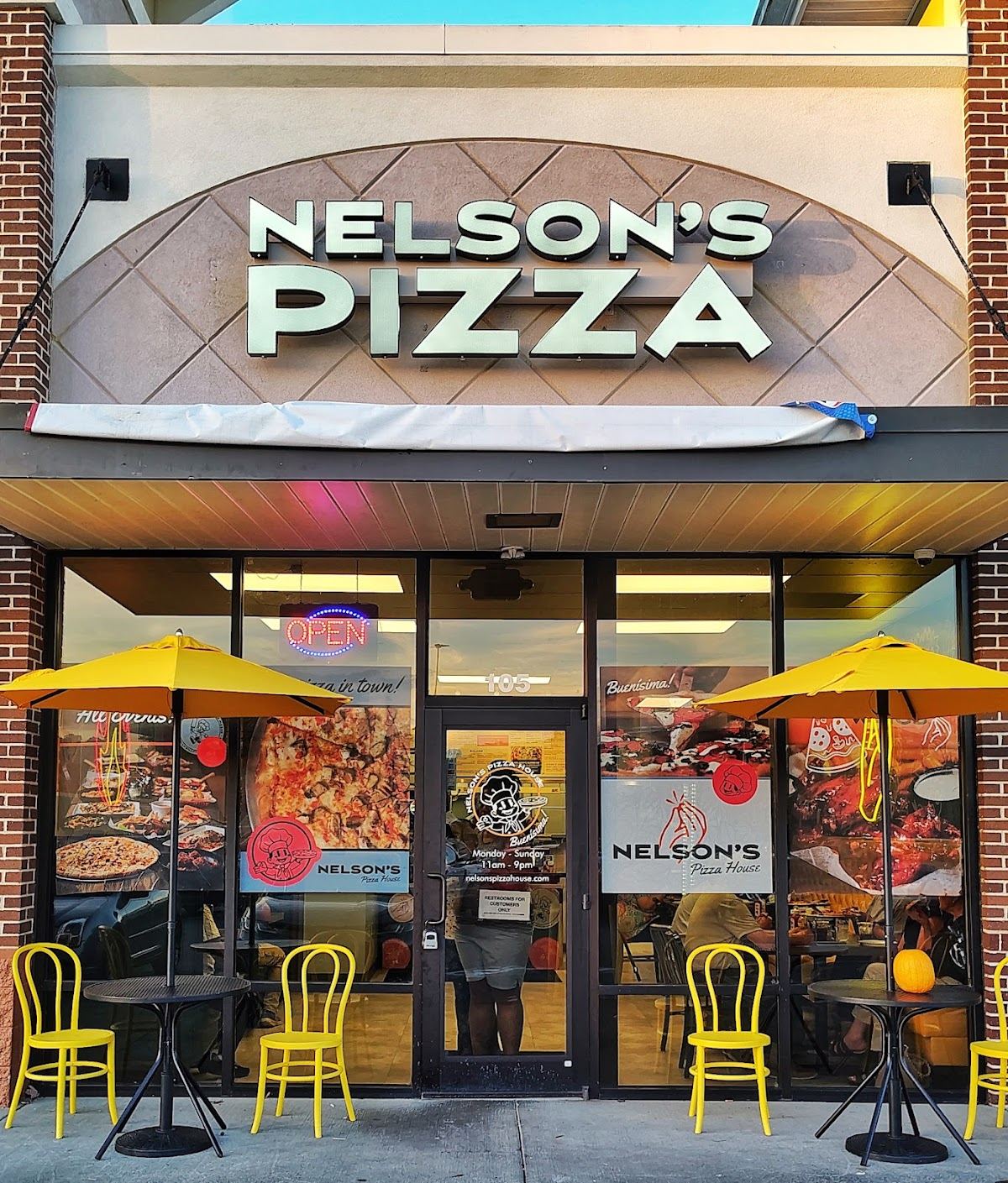 Nelson’s Pizza House