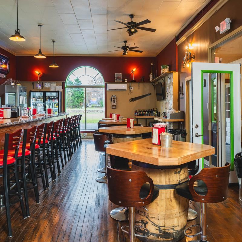 Red Leaf Bar
