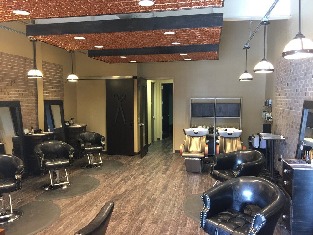 Salon Breeze