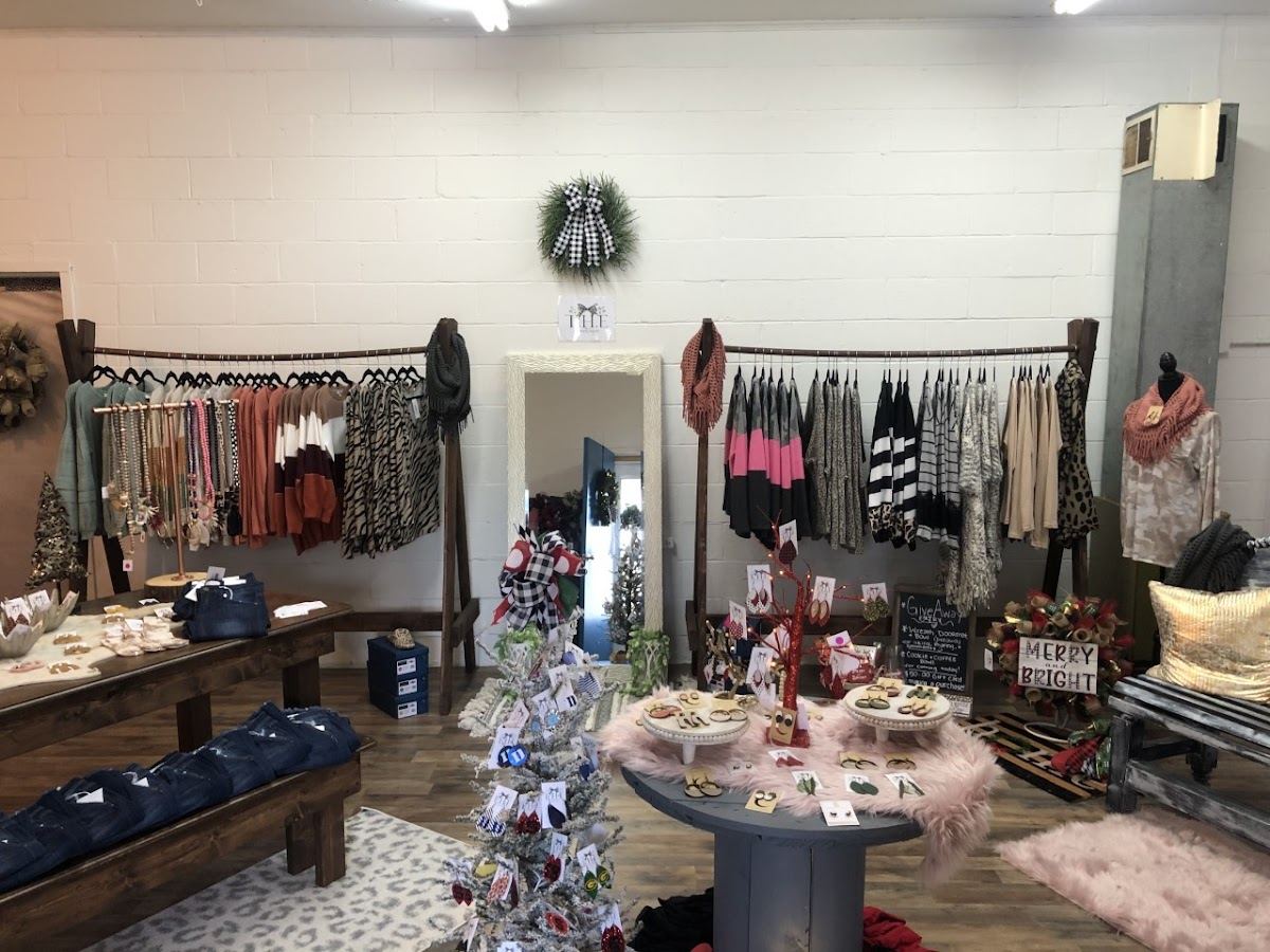 T.H.E Bowtique