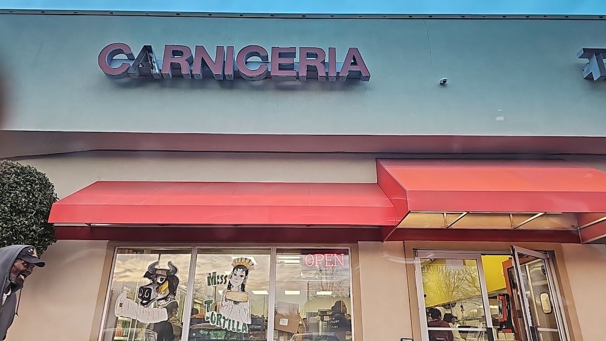 Tortillería y Carnicería Plaza Latina