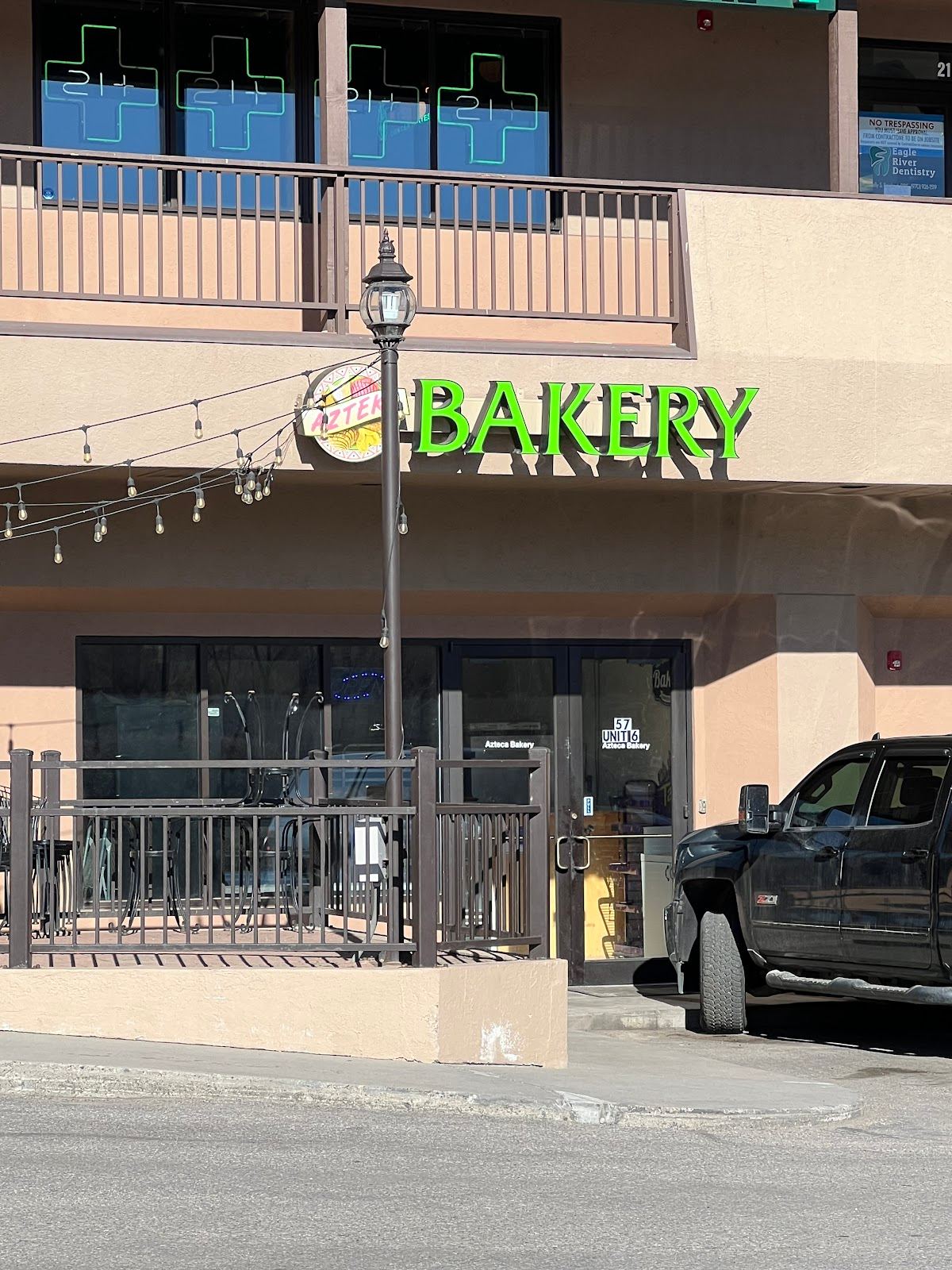 Panaderia Azteka/Bakery Azteka