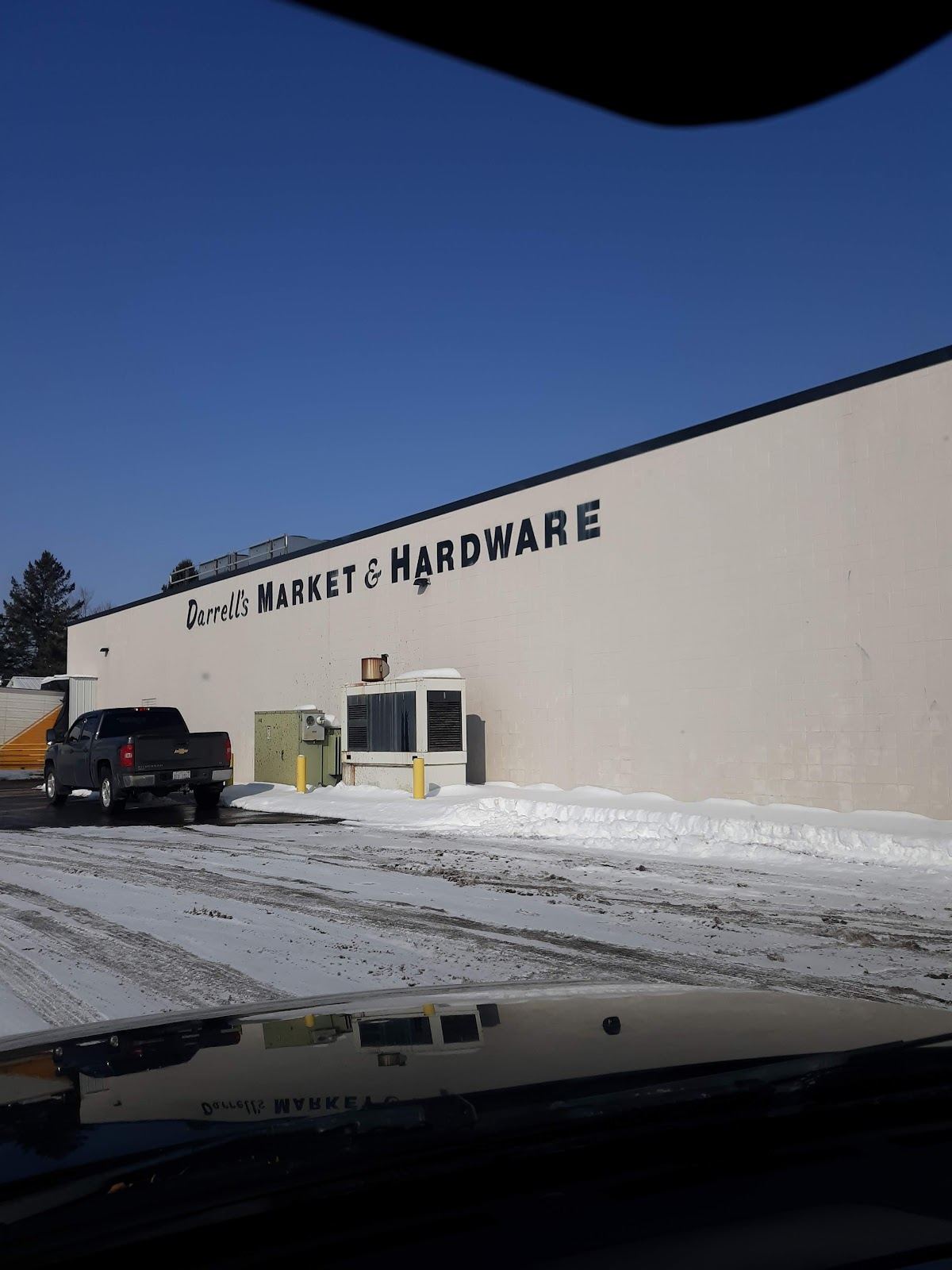 Darrell's Market & Hardware