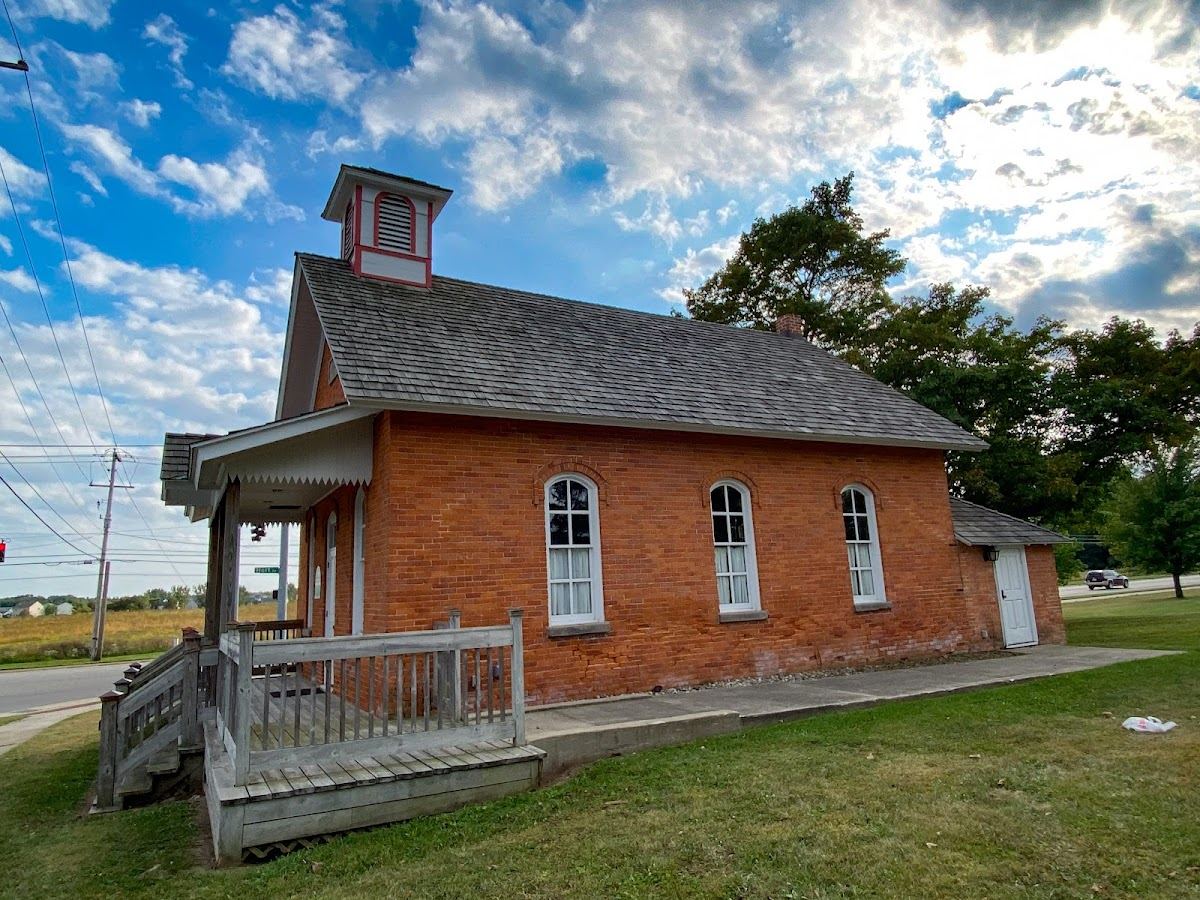 Gunn School