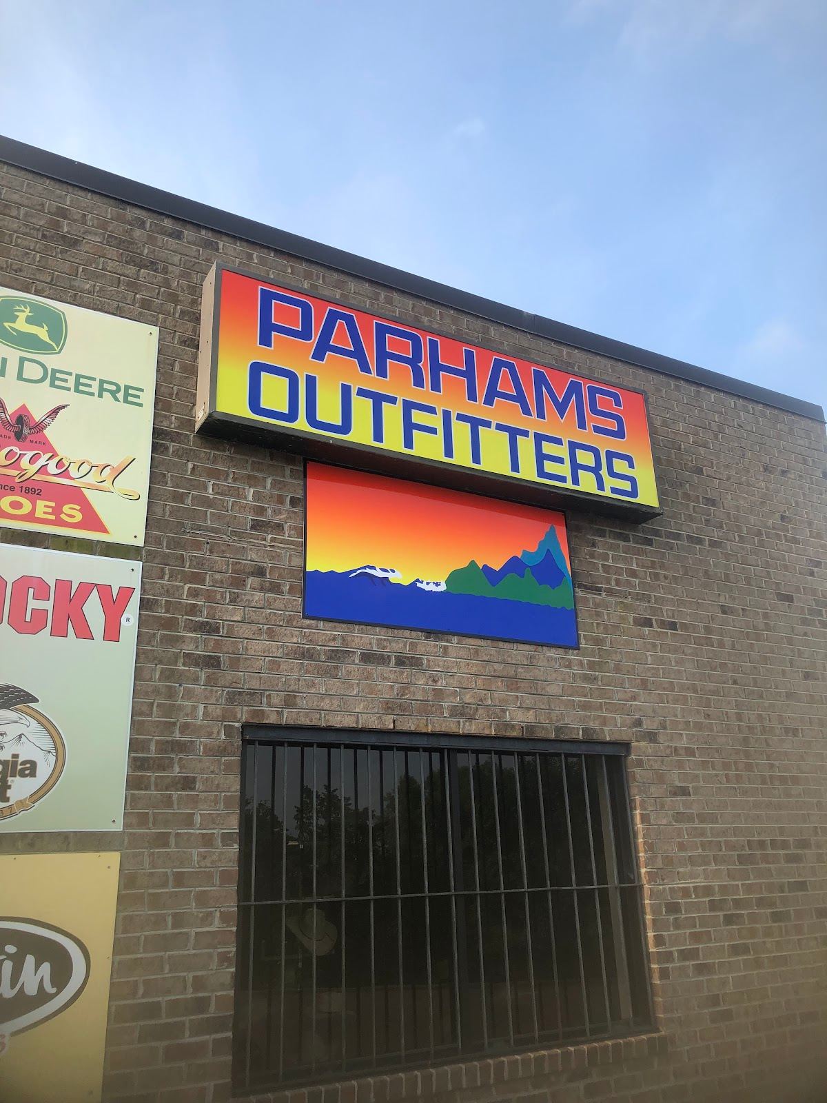 Parhams Outfitters