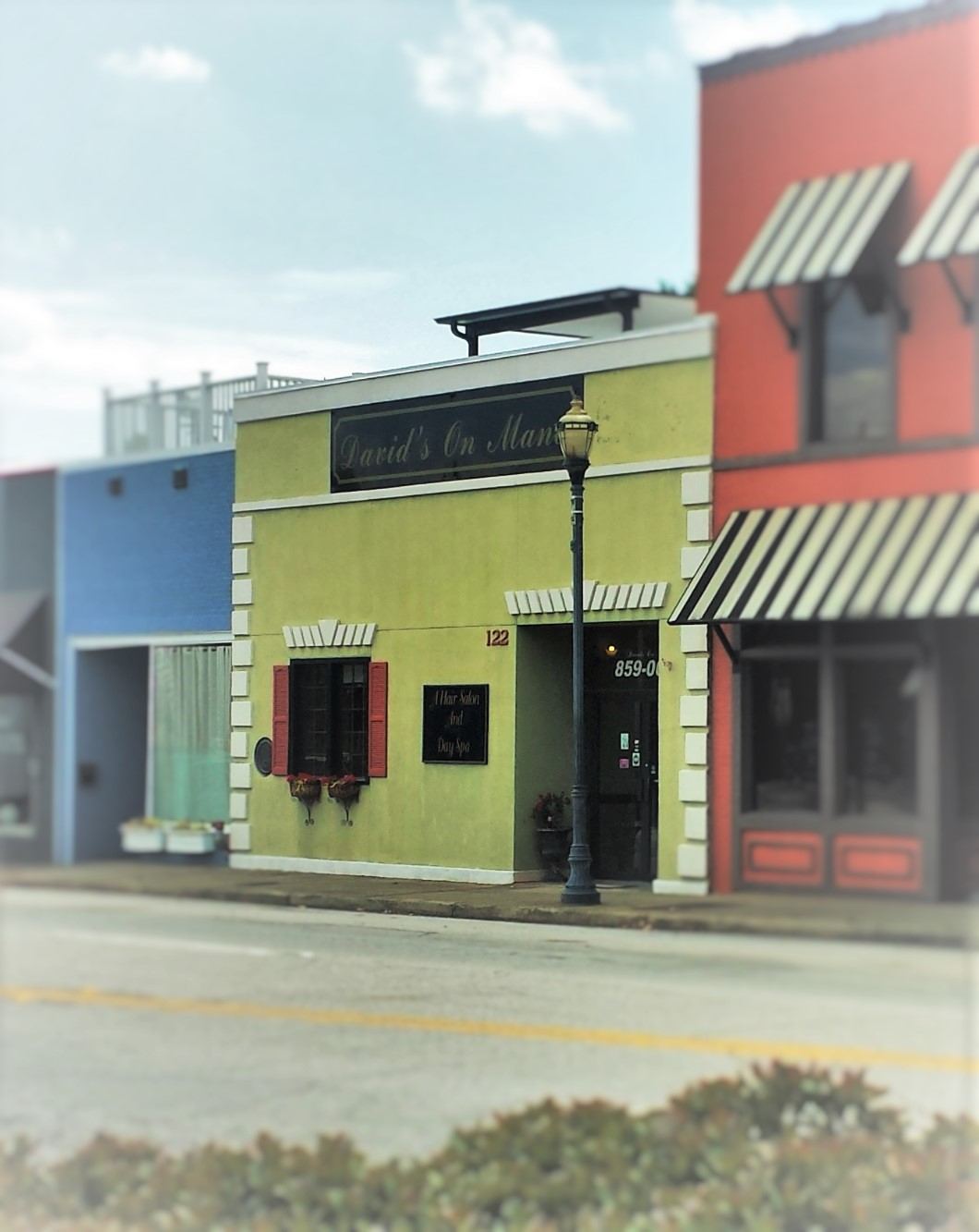 David's On Mane Hair Salon & Day Spa