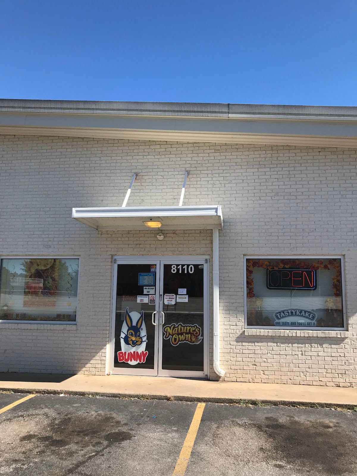 Flowers Baking Co (Nature's Own) Discount Bakery