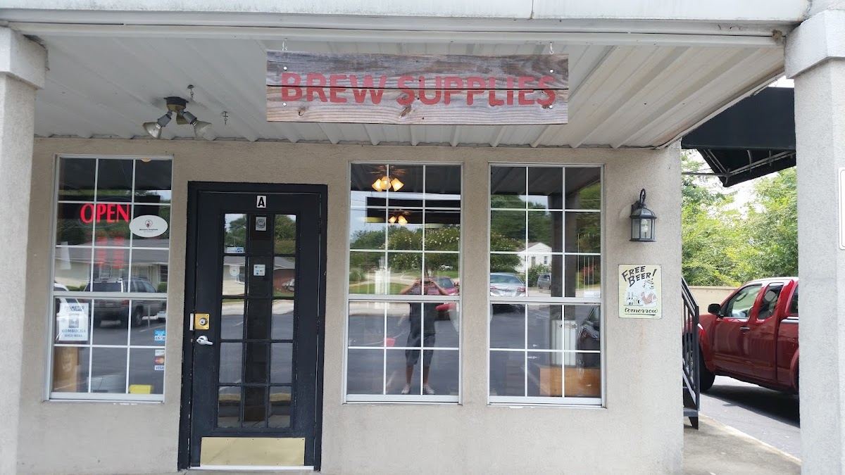 Grape & Grains/ Shoeless Brewing Co.