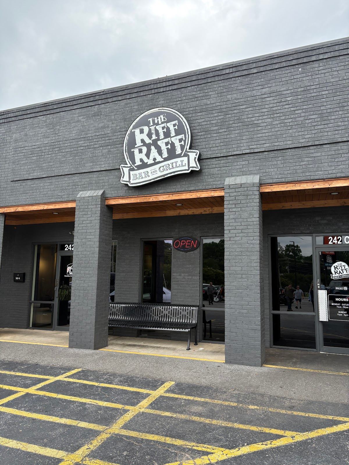 RiffRaff Bar and Grill