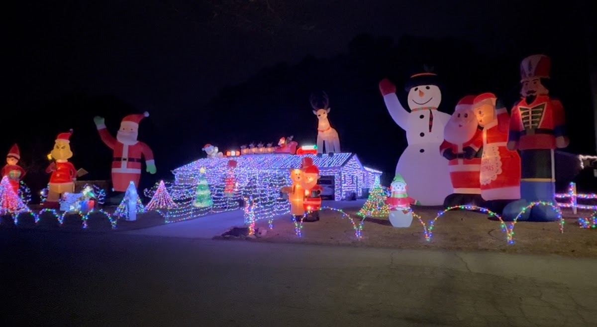 Robinall Drive Christmas Lights