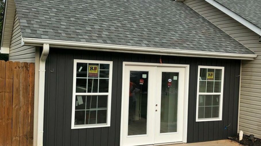 Steel Magnolias Salon & Boutique