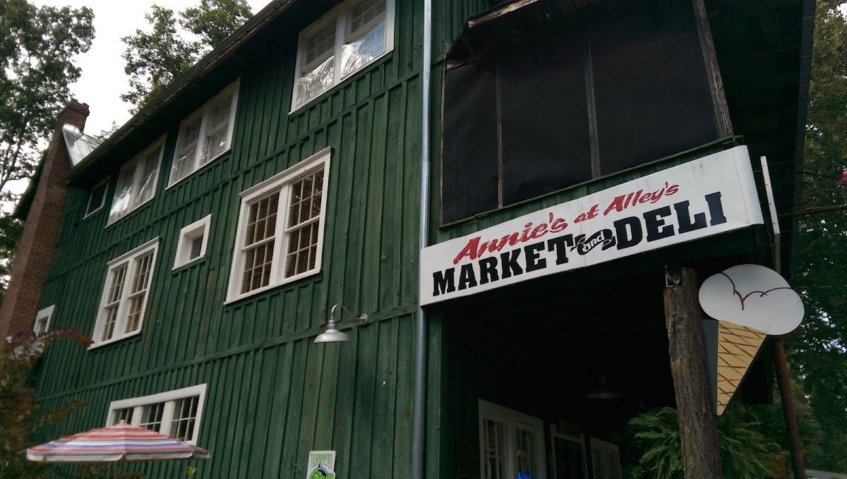 Annies At Alley's Market & Deli
