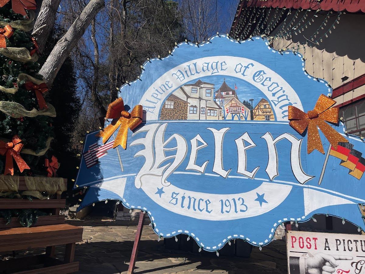 Helen, GA sign