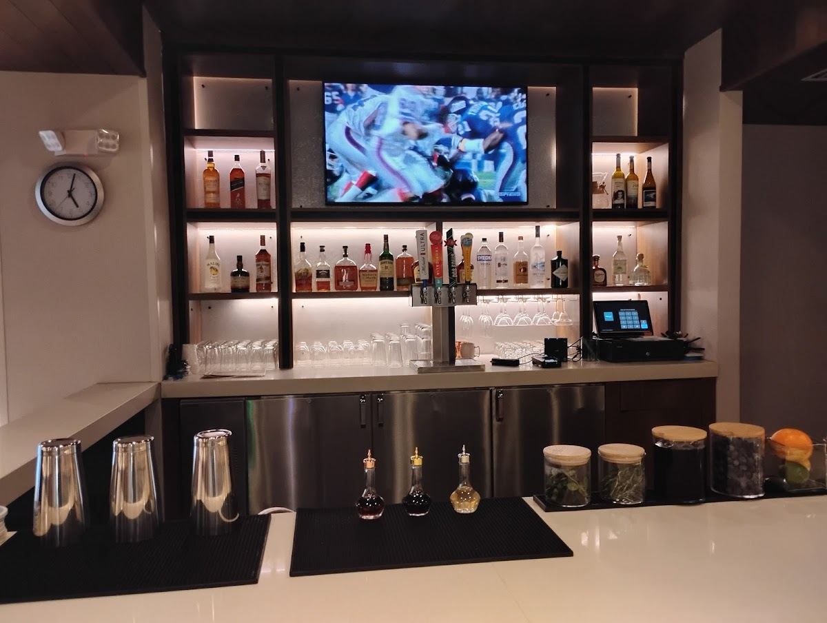 High Point Bar