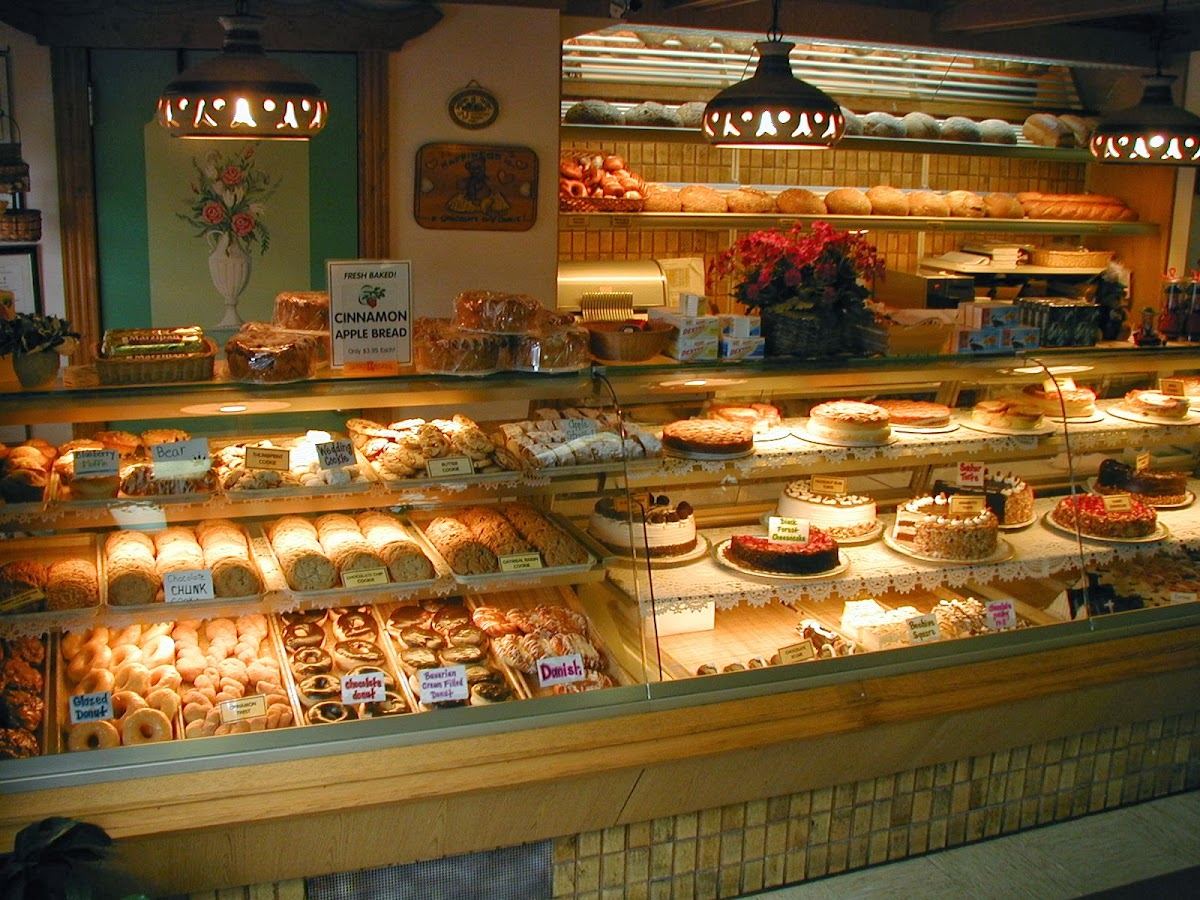 Hofer's Bakery and Cafe