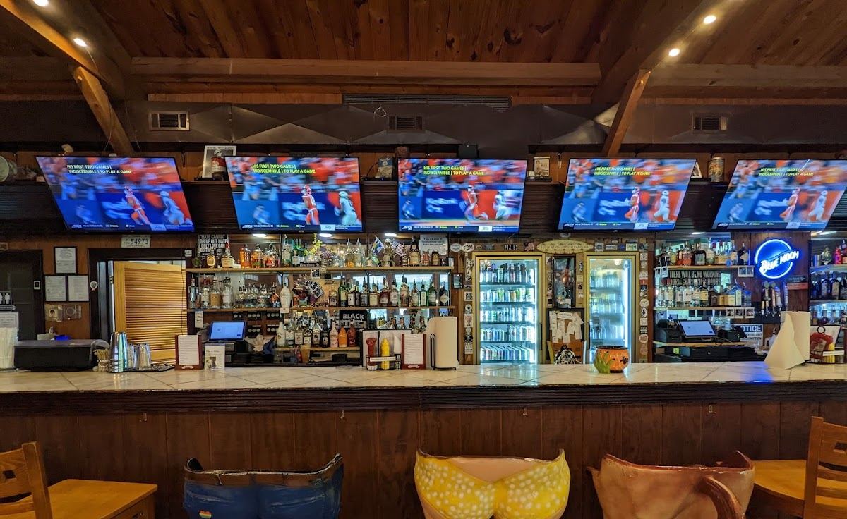 Willie's Tavern