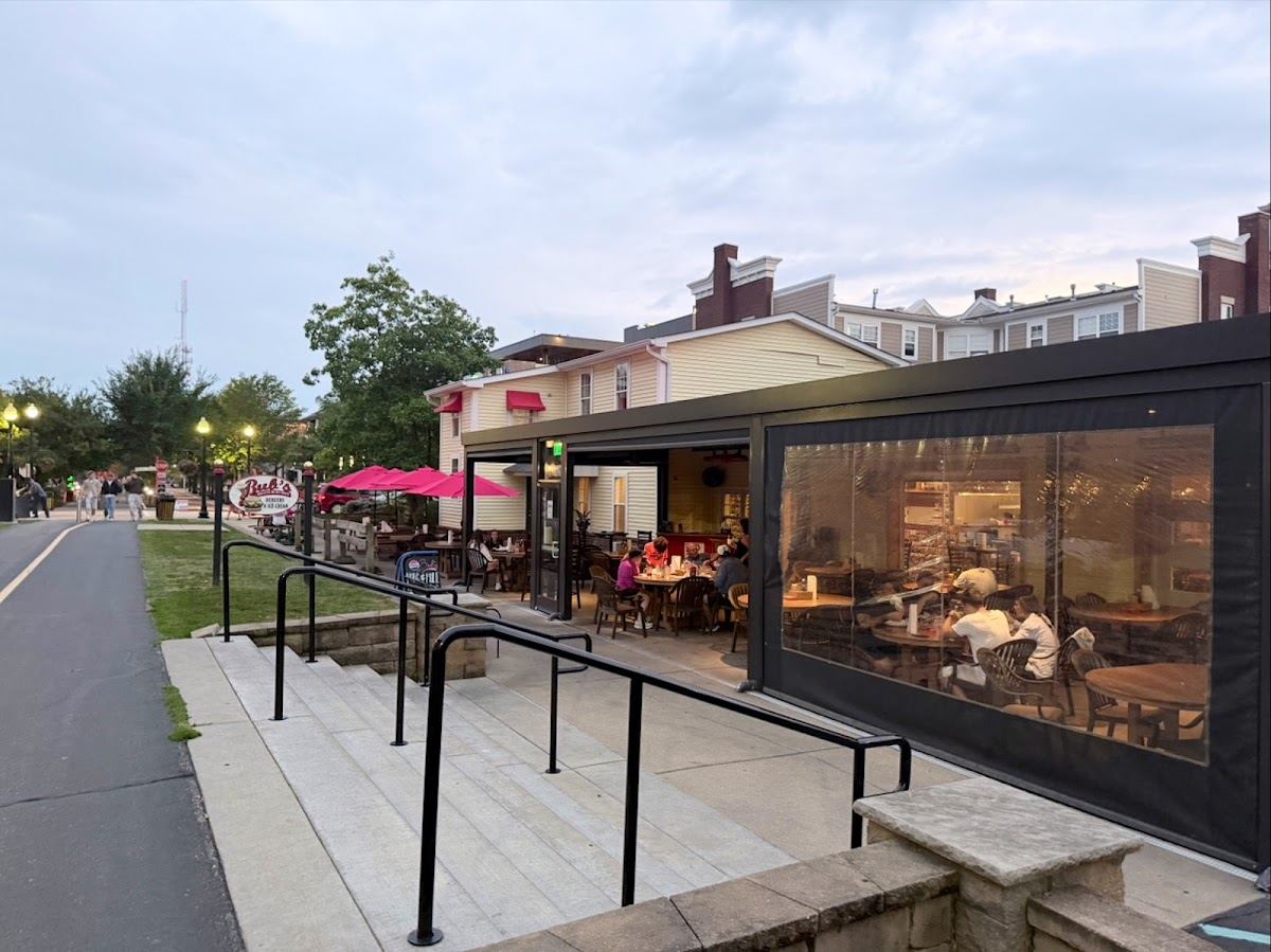 Bub's Burgers & Ice Cream