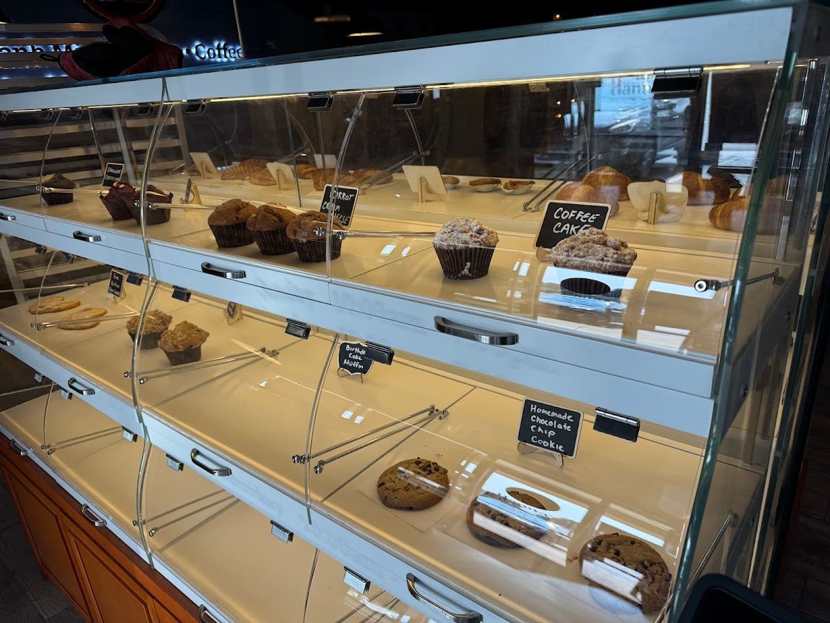 Hanna’s Banh Mi bakery and Cafe