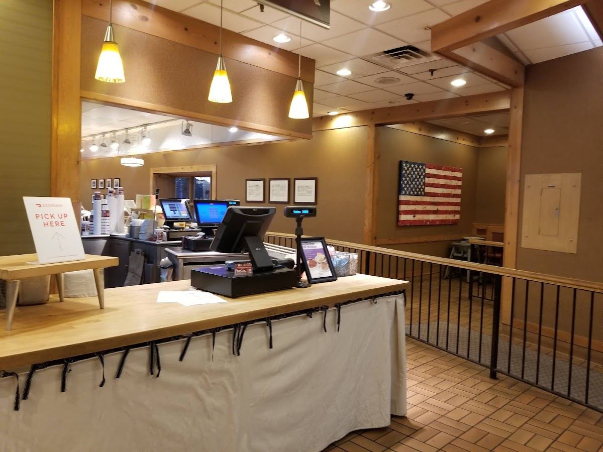 MCL Restaurant & Bakery Castleton