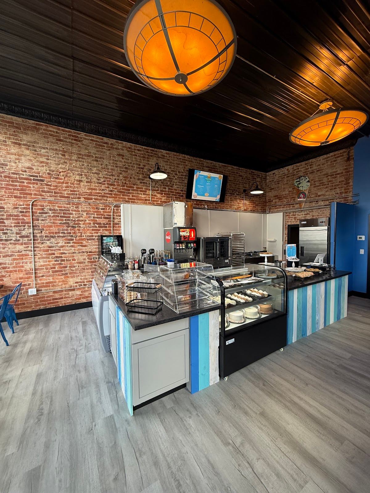 Munchies Ice Cream and Bake Shop