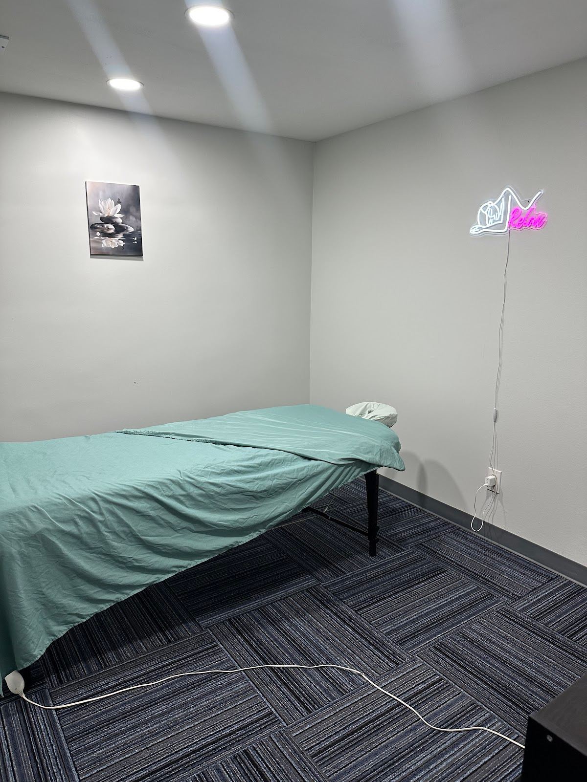 Soothing Essence Massage & Wellness