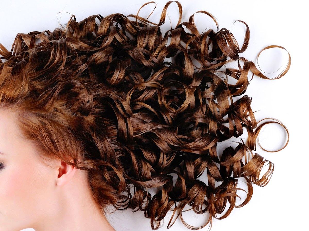 B. Golden Salon