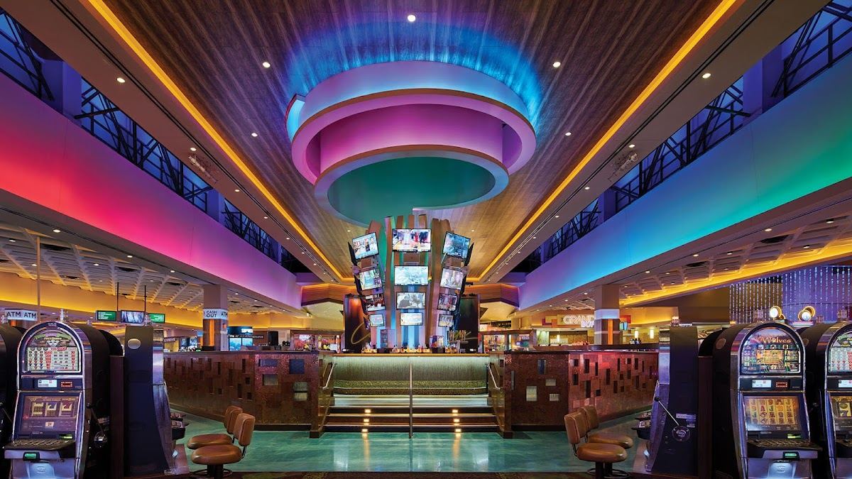 Center Bar