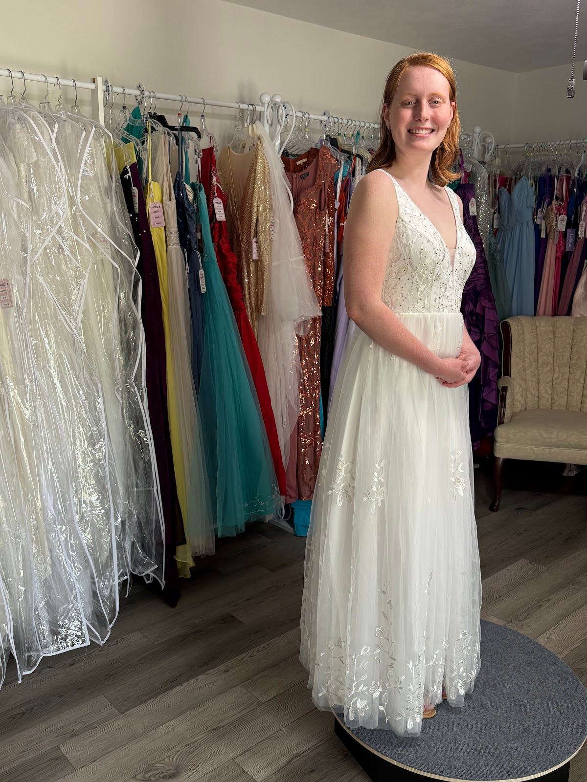 Lisa’s Sewing Shop & Bridal, Formal & Gift Boutique